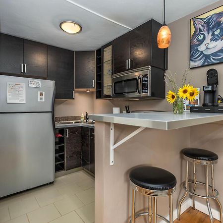 The Flagstone Boutique Inn & Suites 커내브 외부 사진